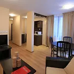 Royal Park By Astoria Collection 4* בנסקו