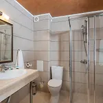Royal Park By Astoria Collection 4* בנסקו