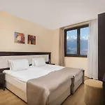 Royal Park By Astoria Collection