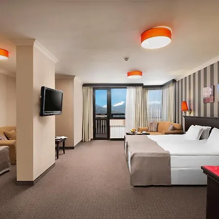 Royal Park By Astoria Collection