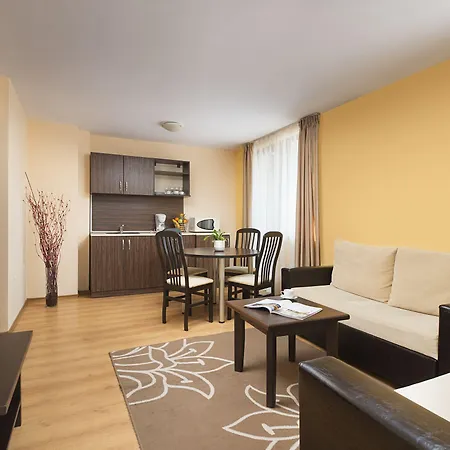 Royal Park Hotel & Apartments Otel