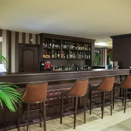 Royal Park Hotel By Astoria Collection