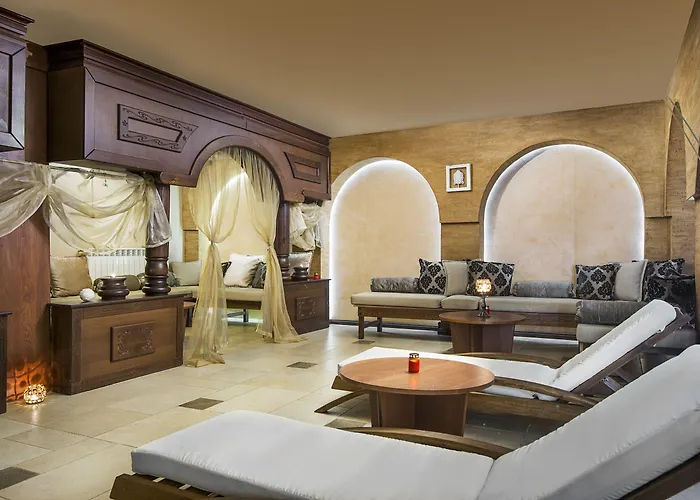 Szálloda Royal Park By Astoria Collection 4*