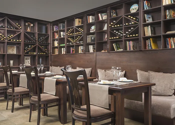 Royal Park By Astoria Collection 4* Banszko