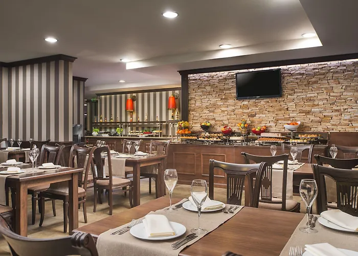 Royal Park By Astoria Collection Hotel